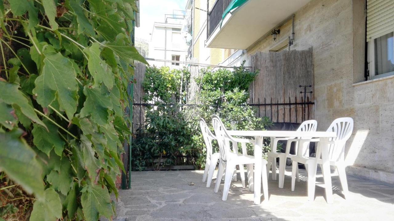 Amelie House Apartamento Levanto Exterior foto